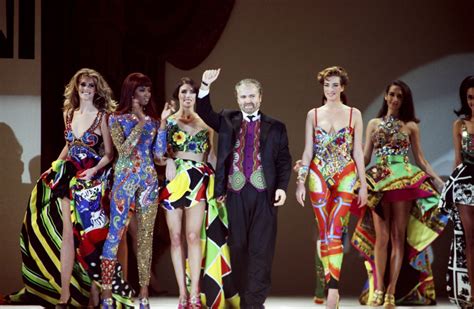 collezione versace 1991|donatella versace most famous moments.